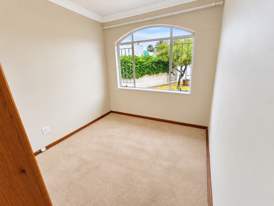 5 Bedroom Property for Sale in Meyerhof Free State